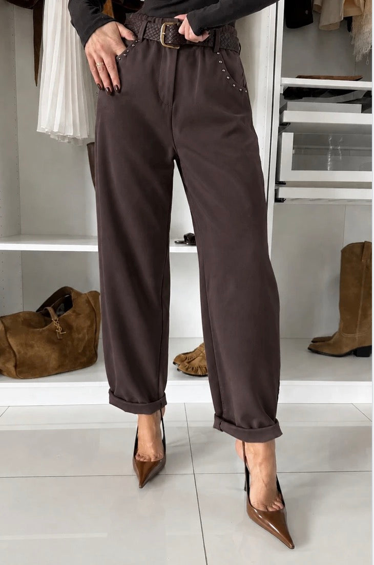 Pantalon Poches cloutés avec ceinture et poches