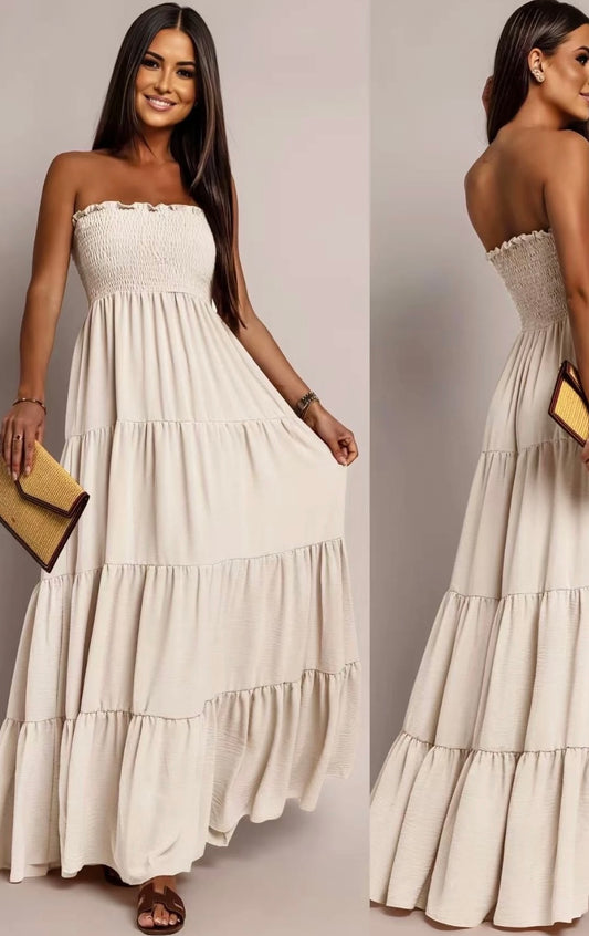 Longue robe bustier à volant