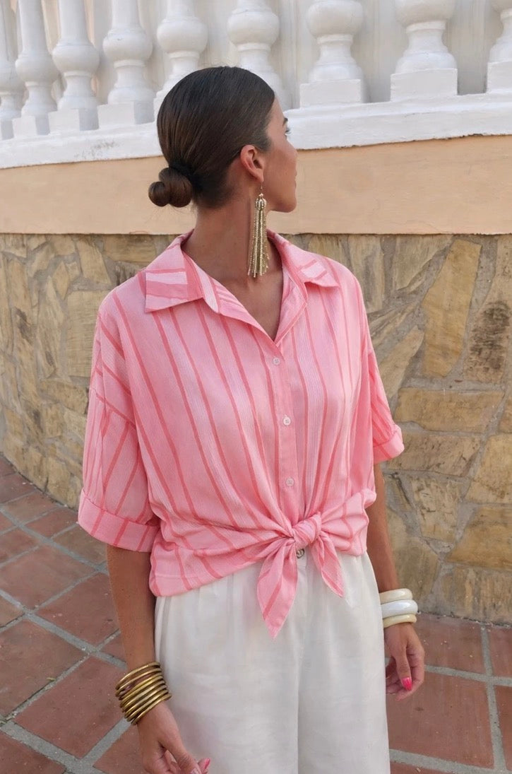 Chemise à rayures à nouer