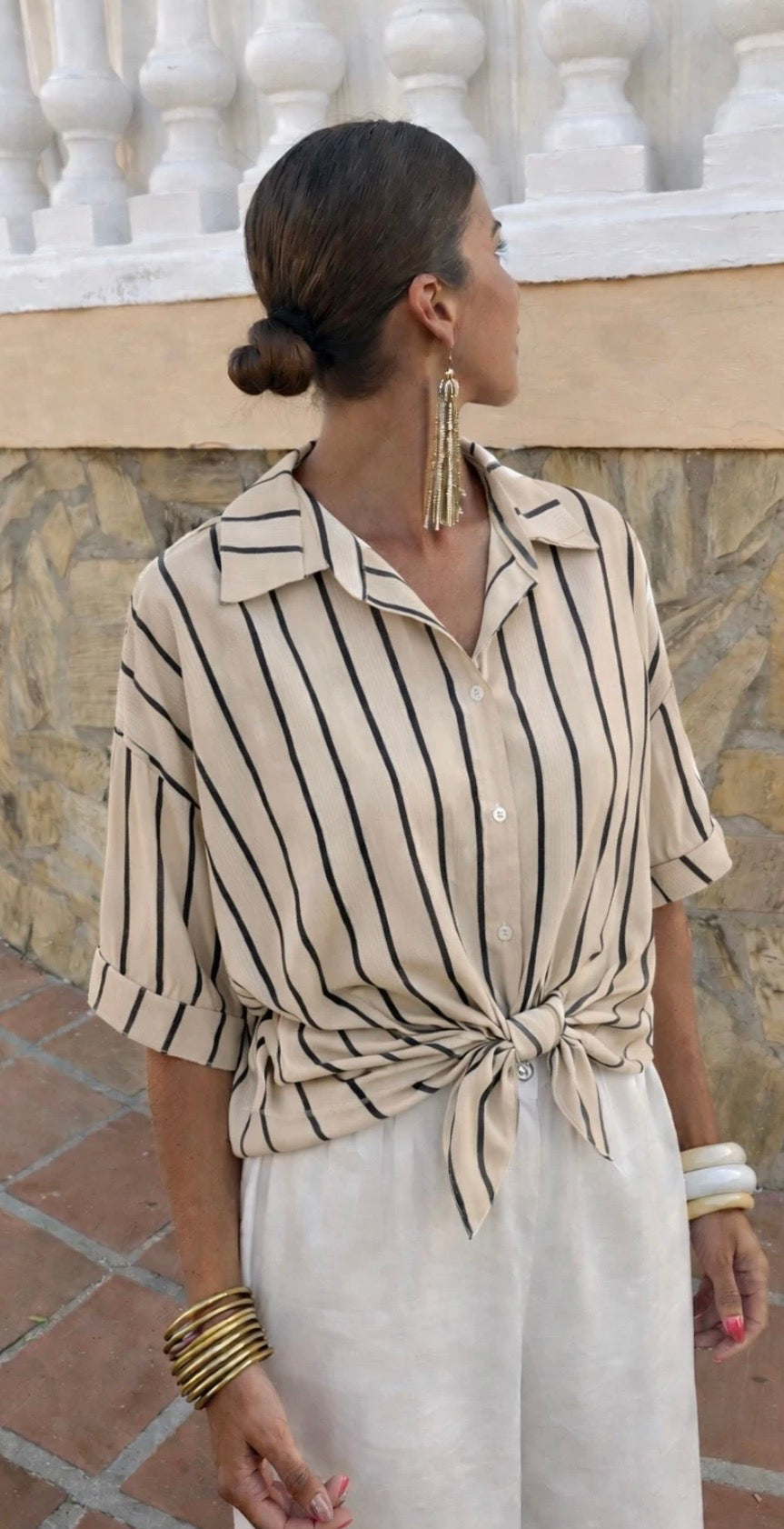 Chemise à rayures à nouer